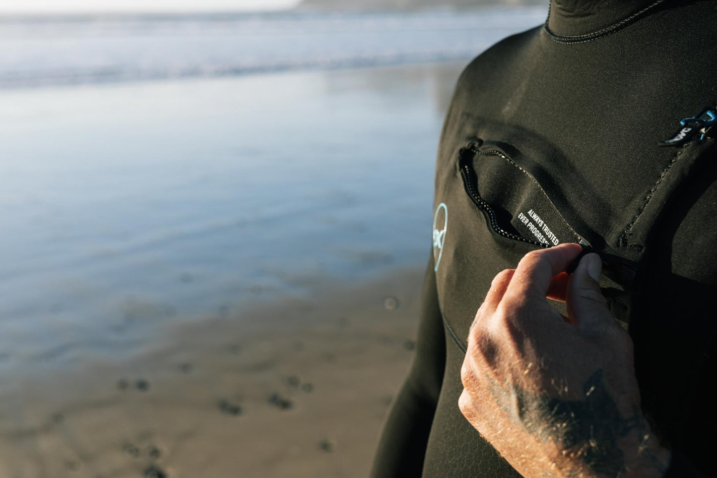 Mens Mission Chest Zip Hooded 5/4/3mm Full Wetsuit (Black)